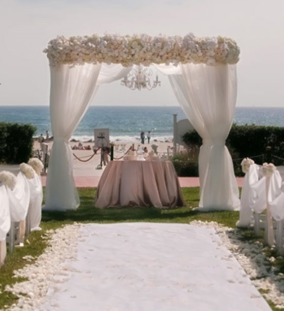 Stylish Beach wedding ceremony