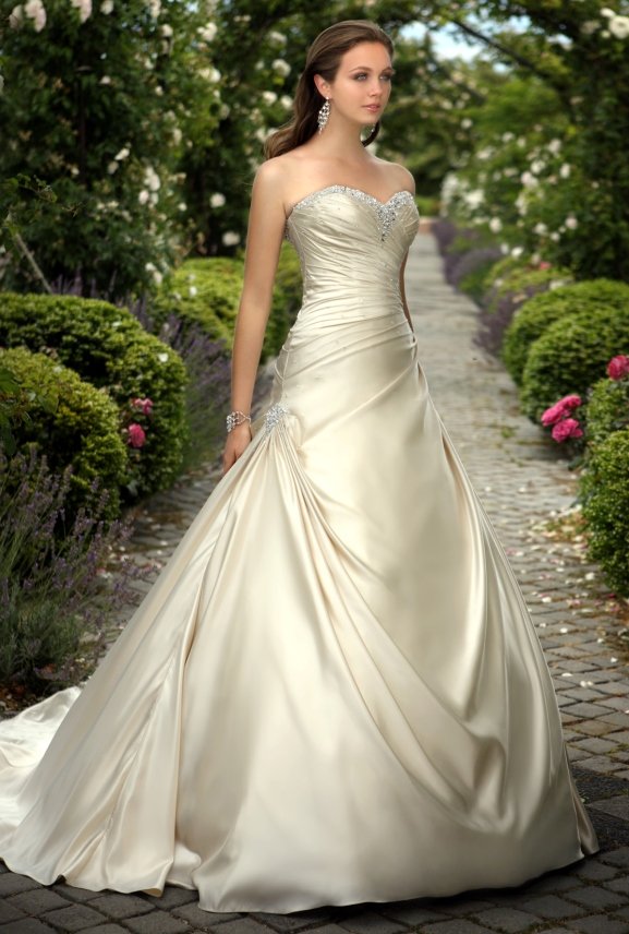 oudoor wedding bridal gown ideas