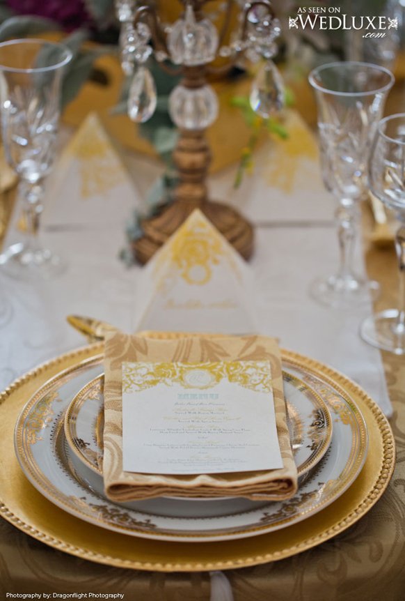 Great-Gatsby Inspired Wedding table set up