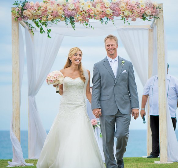 Wedding Ceremony Arch Ideas_Pink