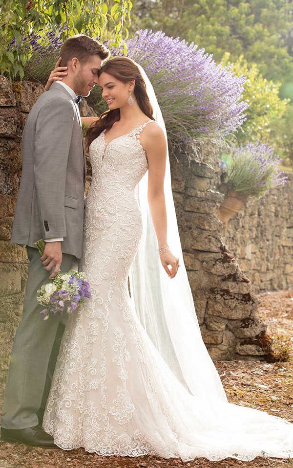 2019 Spring Wedding Theme Ideas_ Essense of Australia wedding Dress Style D2432